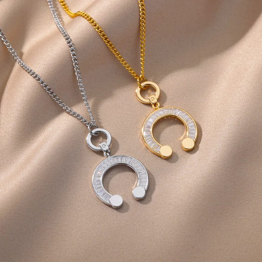 Thea Necklace