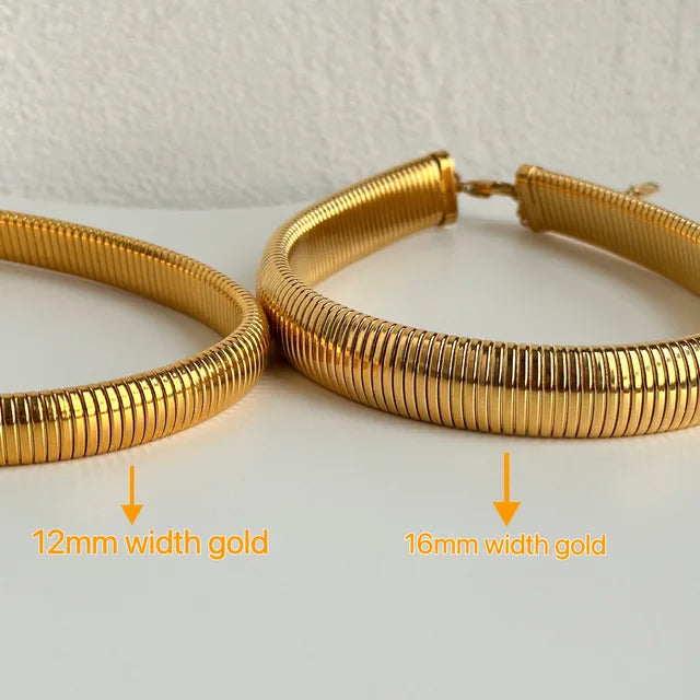 Mira Necklace