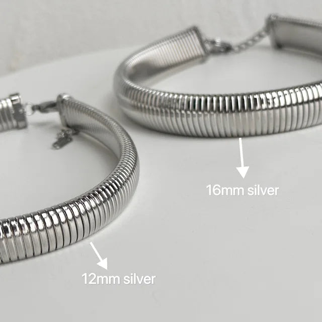 Mira Necklace
