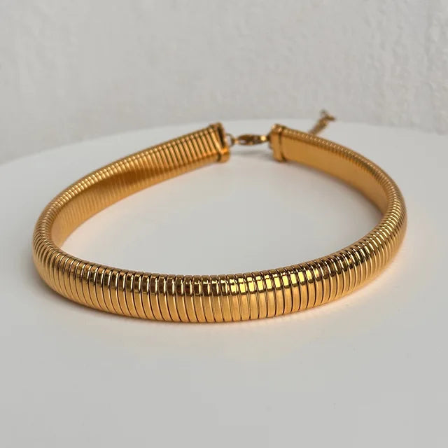 Mira Necklace