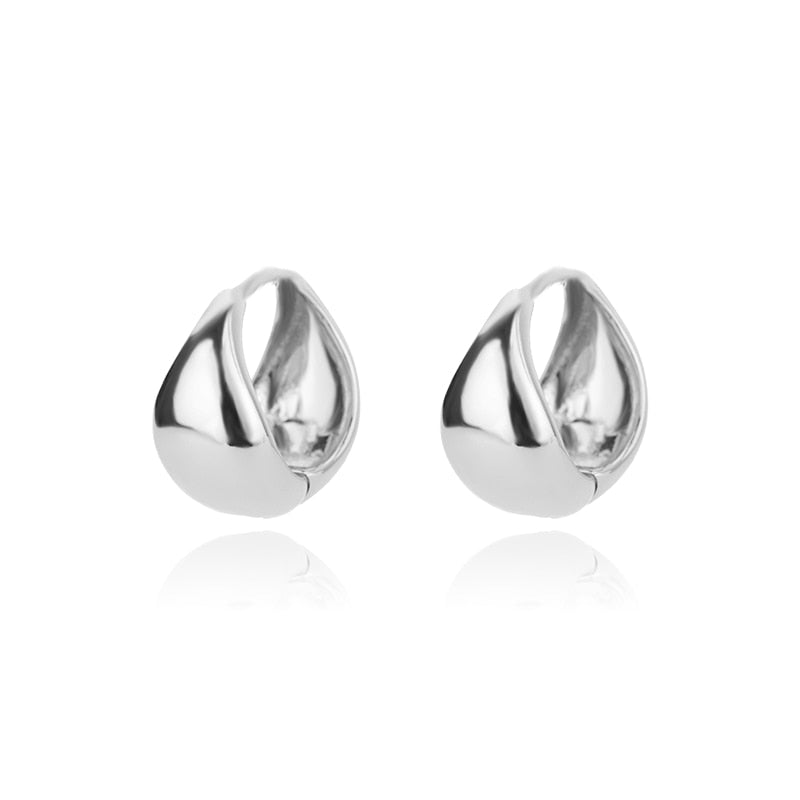 Ruthie Earring